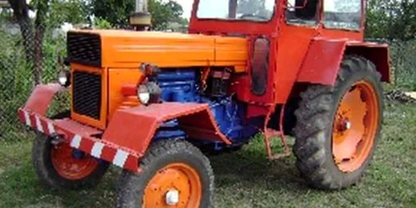 Tractorul sustras a fost oprit în judeţul Brăila