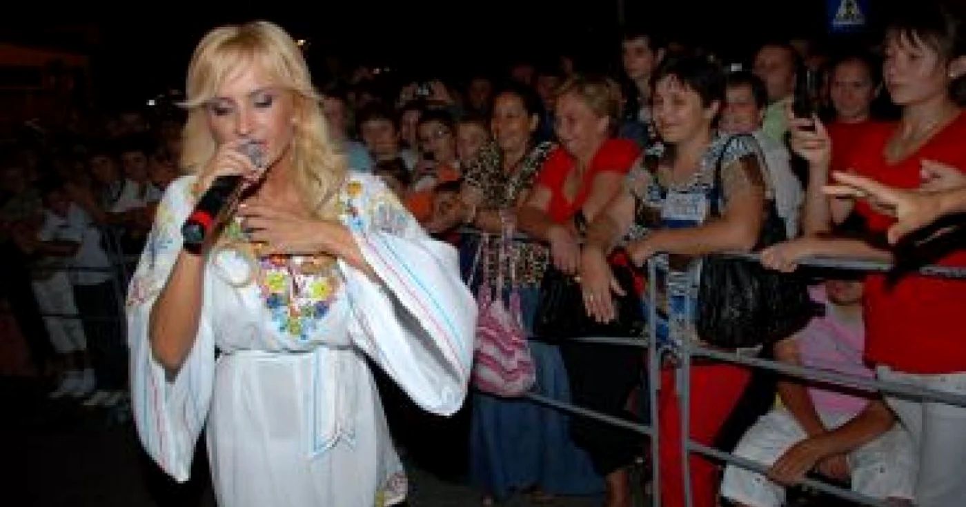 Botoşani:Daniela Gyorfi a electrizat publicul