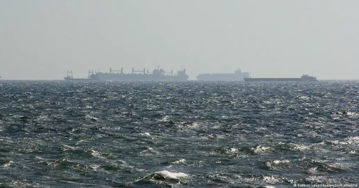 Incendiu la o navă lângă Sulina, în contextul atacurilor maritime din Marea Neagră