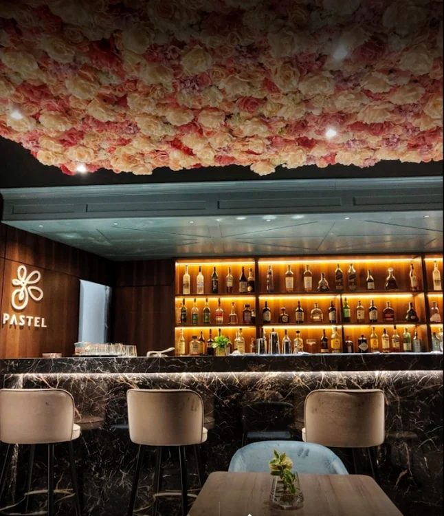 Restaurantul Pastel din Cluj este deţinut de un bucătar care are o stea MIchelin. FOTO: Oana Pop