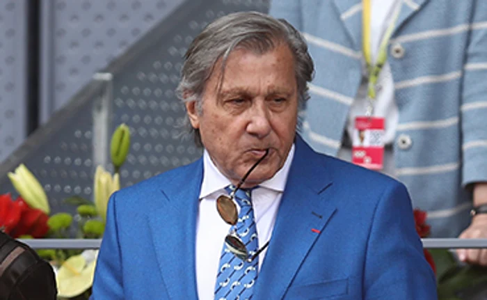 Ilie Năstase nu este la prima ieșire nervoasă. El a făcut-o și pe terenul de tenis, dar și pe șosea în fața polițiștilorFoto: Getty Images