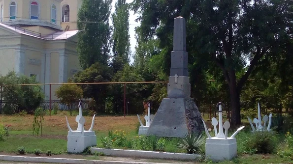 «Monumentele Marelui Război»: Monumentul eroilor români din satul Cartal, regiunea ucraineană Odesa / FOTO  jpeg