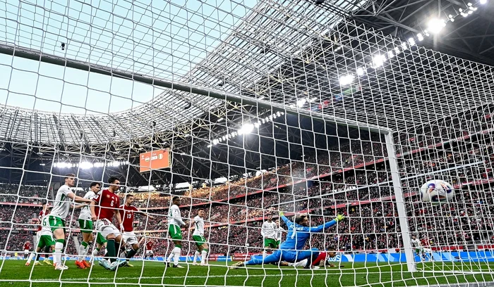 Ungaria (roșu) a ratat ultimele 10 turnee finale de Cupă Mondială (FOTO: EPA)