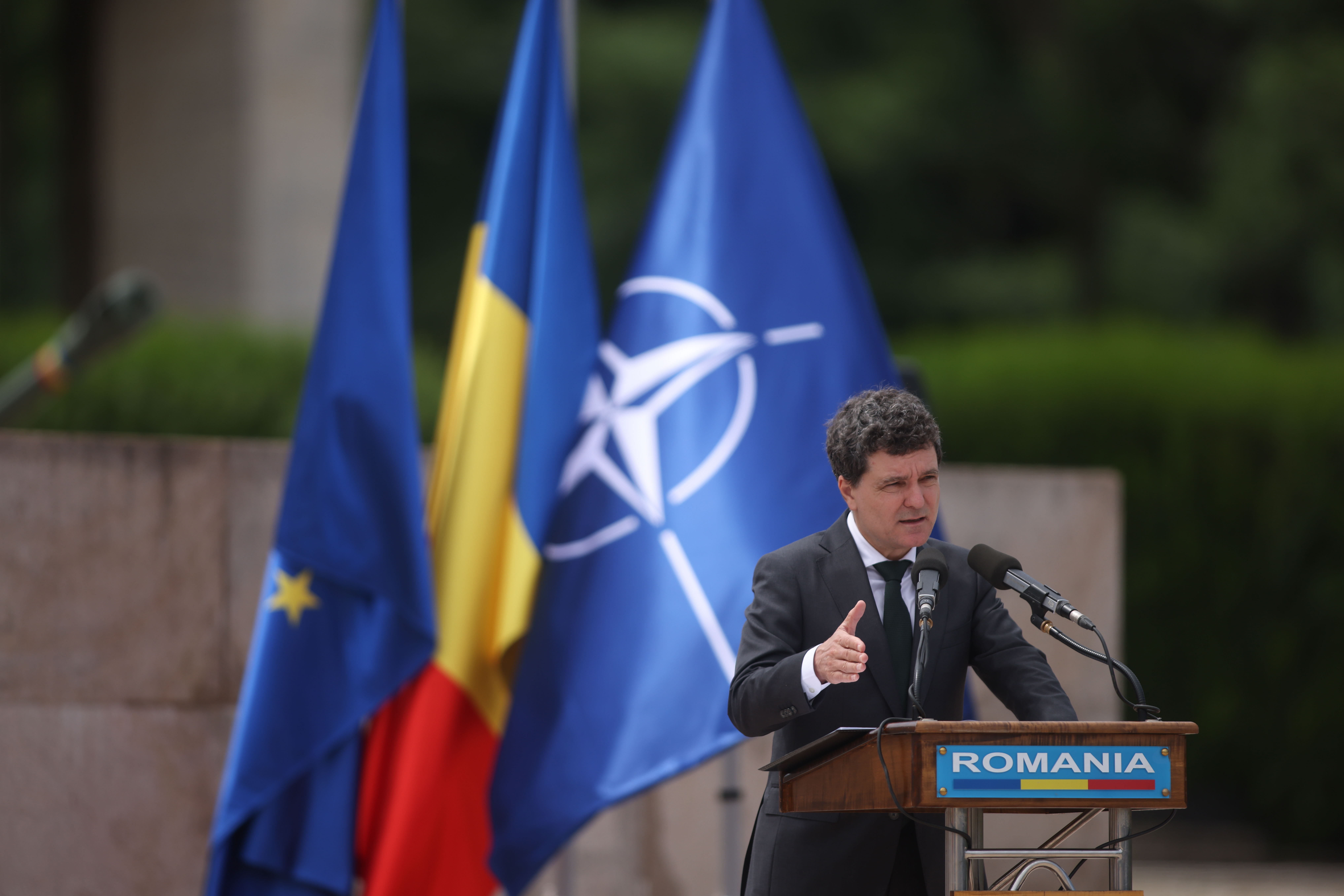 Nicusor Dan   Ceremonie militara la Mormantul Ostasului Necunoscut  29 mai 2025  Foto Inquam Photos   George Calin (8) jpg