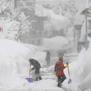 zapada Japonia foto japan foward jpg