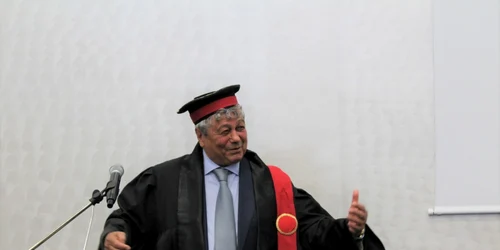 Mircea Lucescu foto