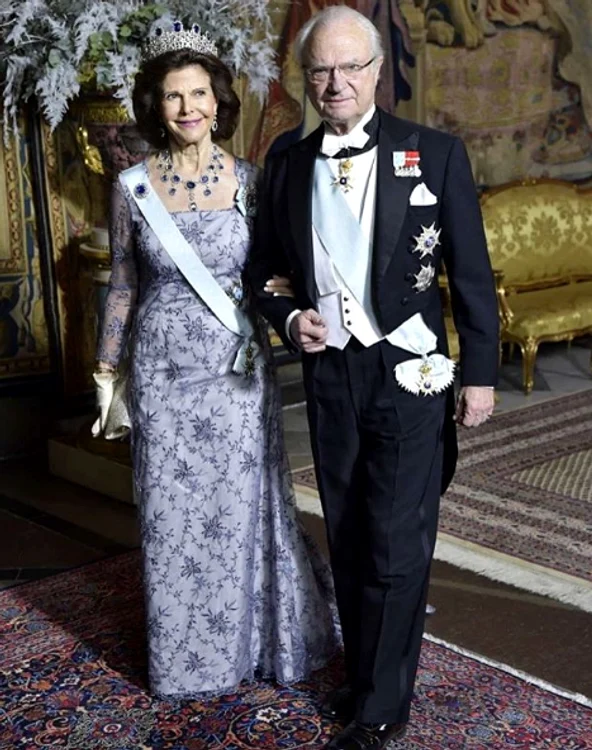 8 queen sofia png png