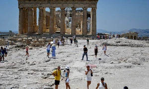 grecia record turisti caldura jpg
