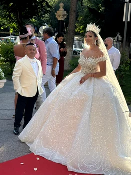 Adriana, fiica cea mică a lui Adi Minune, s-a cununat religios Foto: Dana Popa