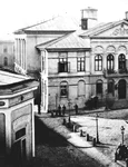Casa Dinicu Golescu de pe Podul Mogoșoaiei, în prezent Calea Victoriei (sursa: Muzeul Municipiului București)