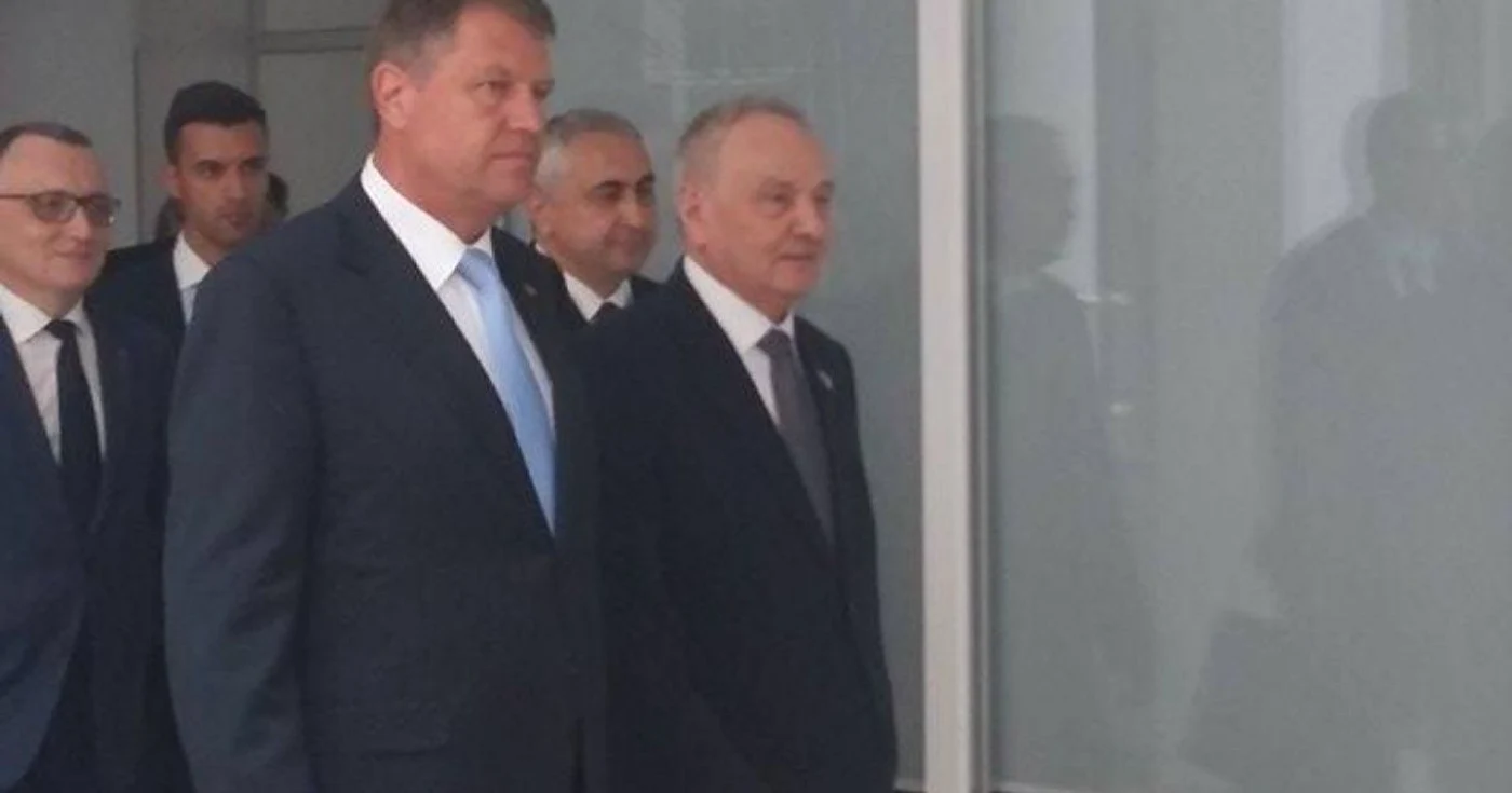 Klaus Iohannis şi Nicolae Timofti la Suceava. FOTO Arhivă Adevărul