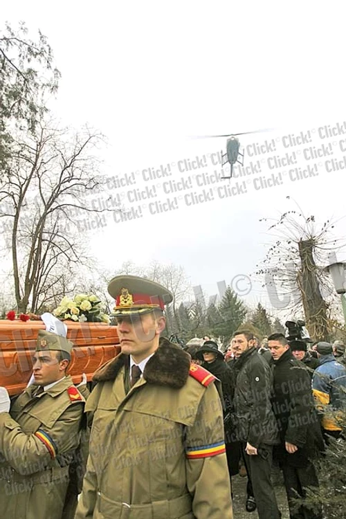 † Adrian Iovan aşa cum se simţea el cel mai bine: în cabina avionului