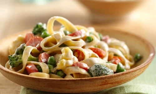 paste primavera cu broccoli si conopida jpeg