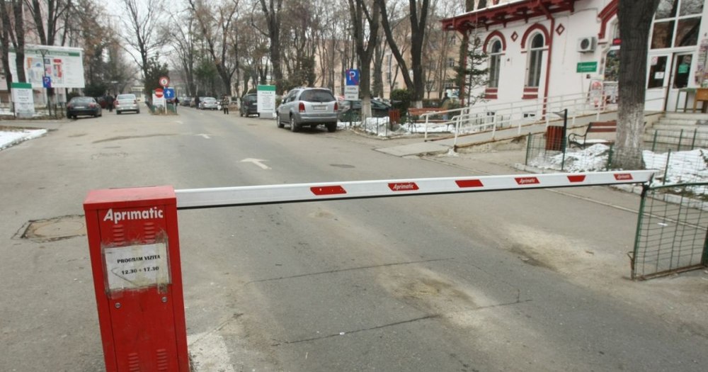 Nu se mai fac internări la Spitalul Colentina. 220 de paturi sunt desființare. Pacienții cer premierului Ciolacu deblocarea crizei