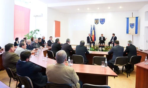 Vicepremierul Ungariei, Semjen Zsolt: «Președintele Klaus Iohannis a început un fel de dialog prin care se acceptă parțial autonomia ținutului secuiesc» jpeg