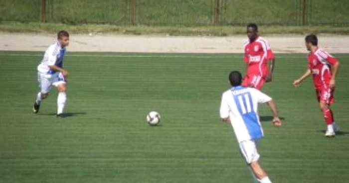 Piteşti: Fotbal, Liga I: Ne bătură oltenii