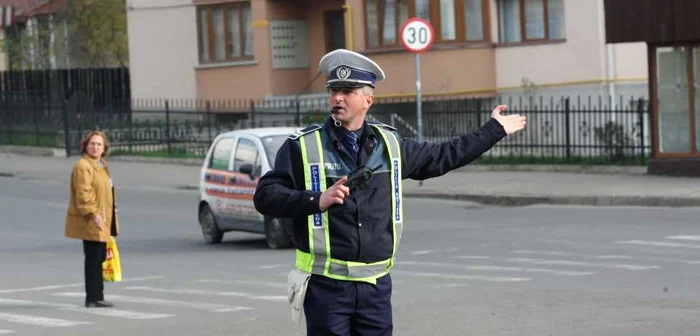 Peste 100 de poliţişti de la Brigada Rutieră vor fi prezenţi pe străzi în noaptea de Înviere