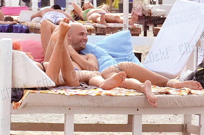 Andrei şi Mitică, tolăneală la greu