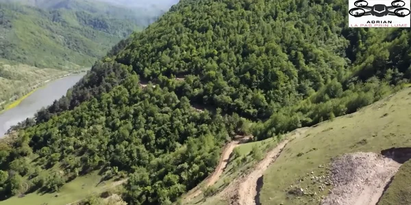 Imagini spectaculoase de pe lotul 2 Boița Cornetu al Autostrăzii Sibiu Pitești la finele lui aprilie 2024 Sursă Adrian Gica