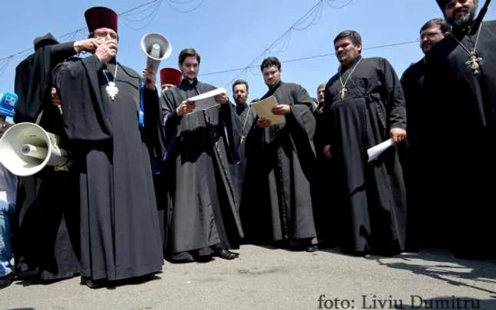 Preoţi protest FOTO Adevărul