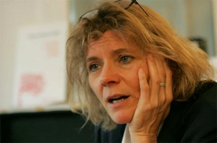 Ziarista franceză Florence Aubenas a stat în captivitate alături de cei trei jurnalişti români răpiţi în Irak