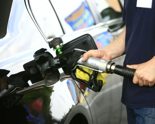 benzinarie benzina motorina carburanti foto adevarul