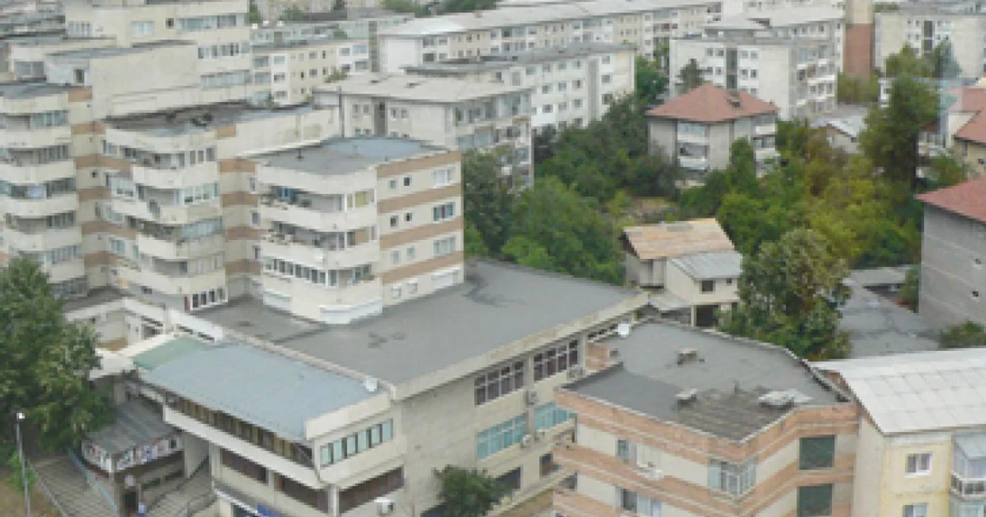 Bacău: Arhitecţii văd Bacăul viitorului în gri (CAMPANIE)