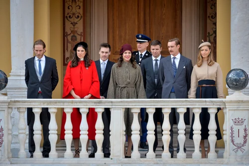 Andrea Casiraghi cu soția sa, Tatiana Santo Domingo, Louis Ducruet, Charlotte Casiraghi, Gareth Wittstock, Pierre Casiraghi și soția sa, Beatrice Borromeo. FOTO: Hepta