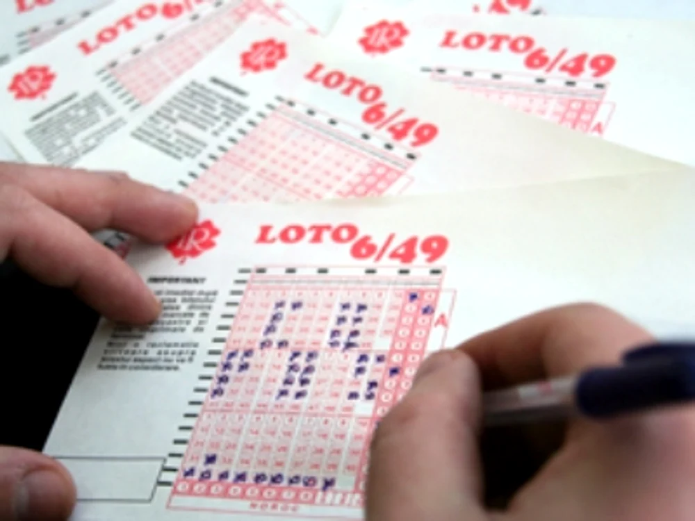 
    Premiul de 3,6 milioane de euro la Loto nu a fost câştigat  