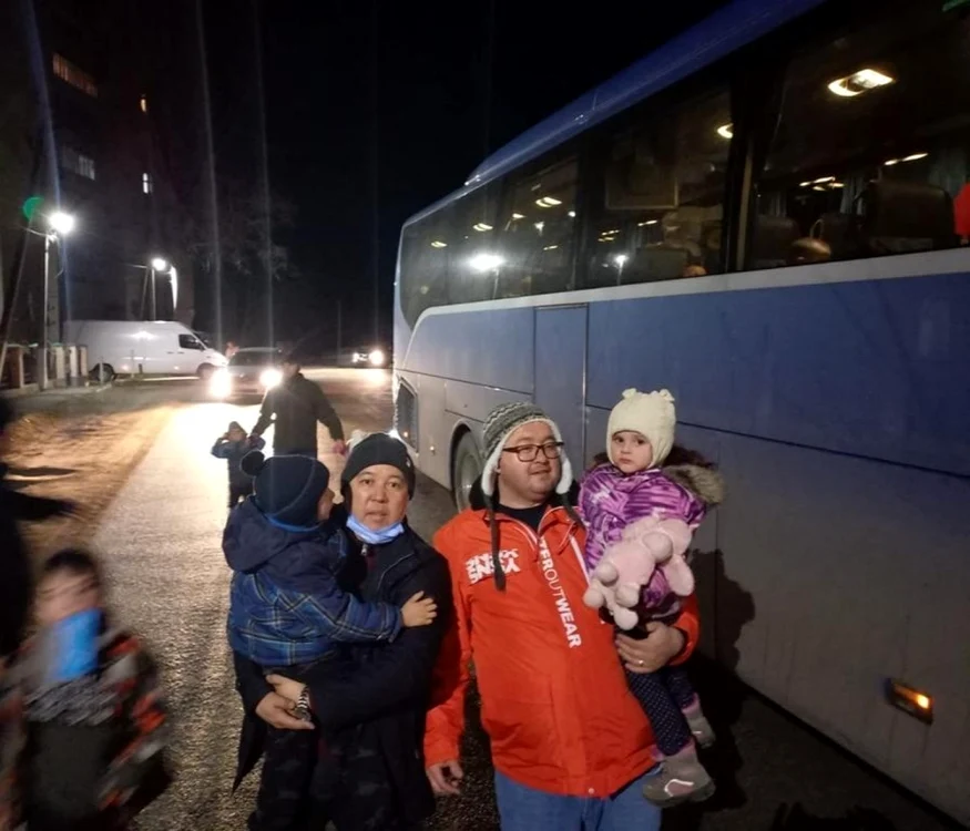 Muftiu s-a dus să-i preia pe cetăţenii ucraineni musulmani FOTO Muftiatul Cultului Musulman din România