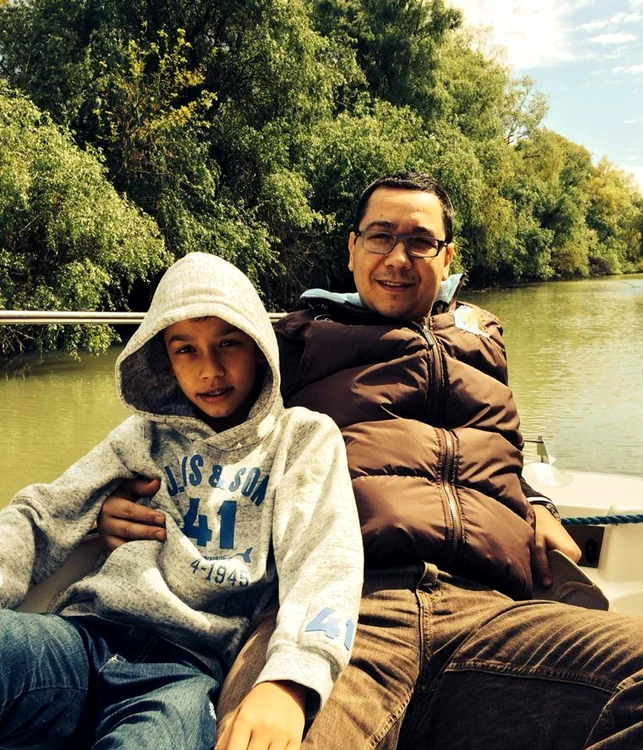 Victor Ponta a plecat în Delta Dunării pentru a sărbători sărbătorile Pascale FOTO Facebook