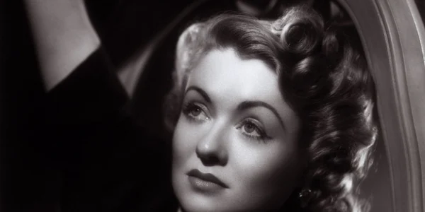 Constance Bennett 