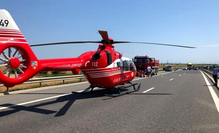 Accidentul mortal de pe A4 a avut nevoie de intervenția unui elicopter smurd Foto: SAJ Contanța