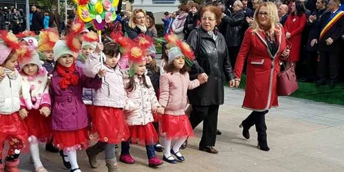  Simfoniei Lalelelor. 