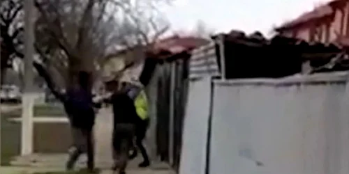 barbat agresiune politisti FOTO captura video jpg