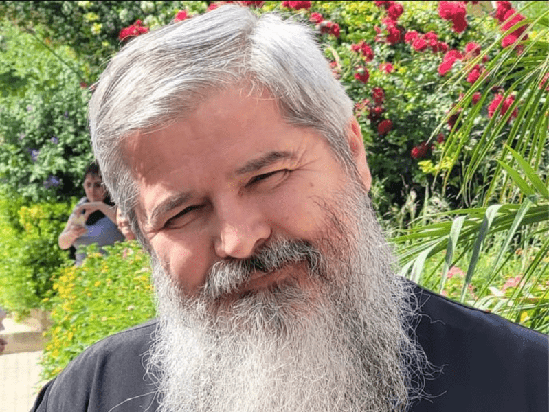 Greșeala pe care o fac cei mai mulți tineri în timpul postului. Sfatul preotului influencer Vasile Ioana
