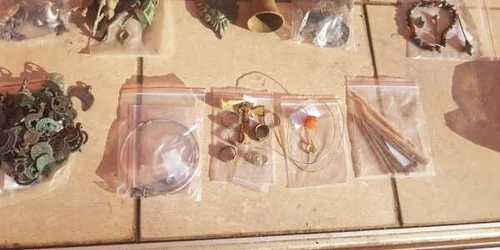 obiecte antice confiscate FOTO STPF Mehedinti