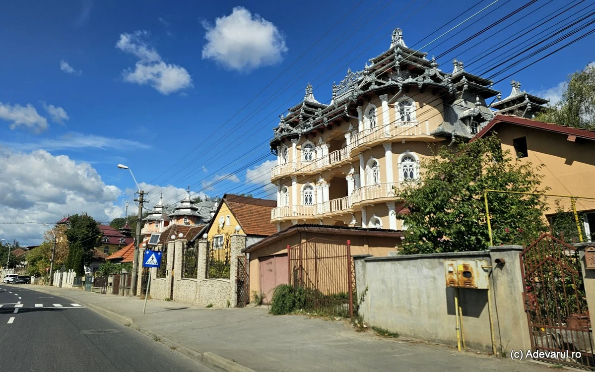 Palate cu turnulețe în Hunedoara. 