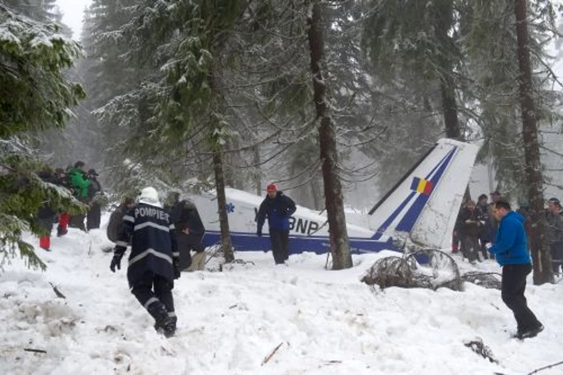 Avion Iovan accident aviatic (FOTO MEDIAFAX)