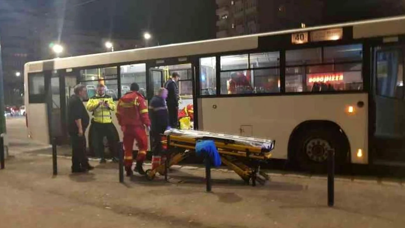 Bărbatul a fost resuscitat timp de o oră și jumătate, fără rezultat. Foto: Facebook
