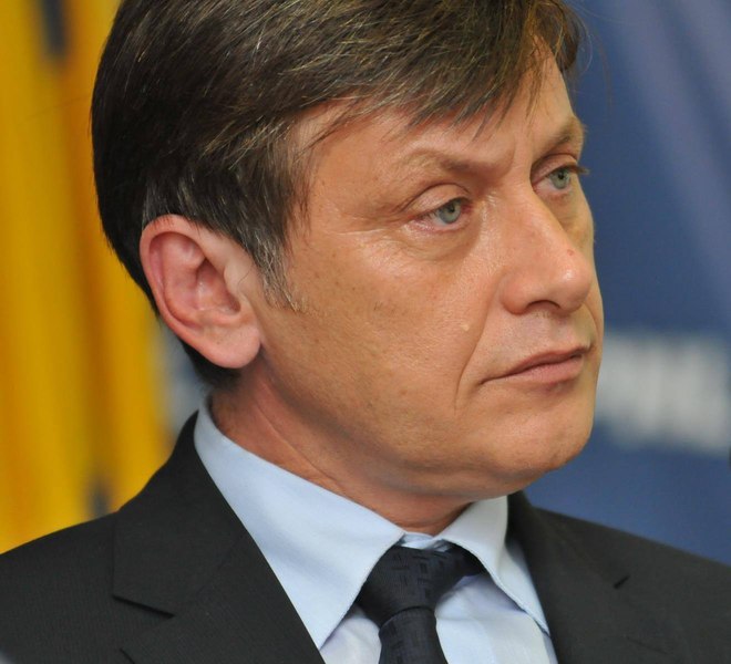 Cu ce s-a ocupat Crin Antonescu în ultimii 10 ani. „Au fost ani buni, ani fericiţi”