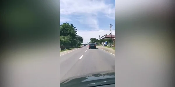 Soferi iresponsabili, filmaţi conducând haotic