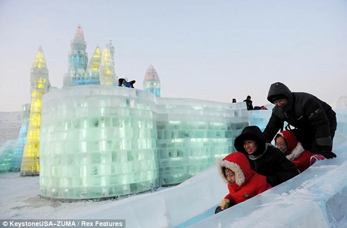 Oraşul de ghaţă (foto Daily Mail)