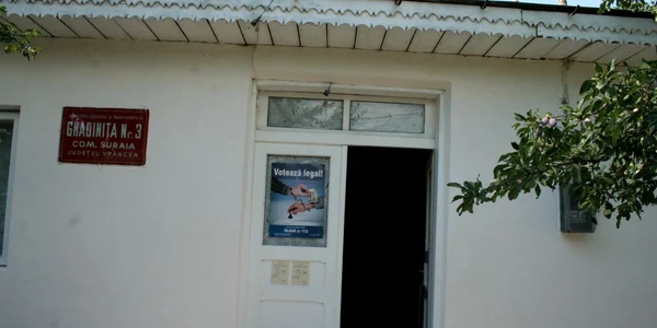 Secţie de votare din Suraia