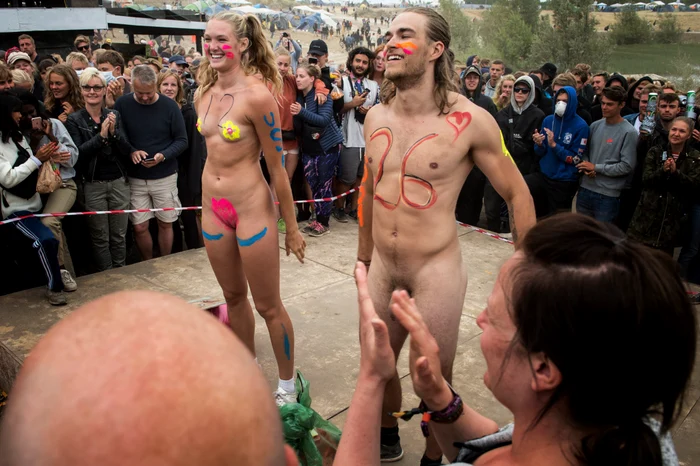 
    Tinerii s-au aliniat la startul cursei la 5 iuliefoto EPA  