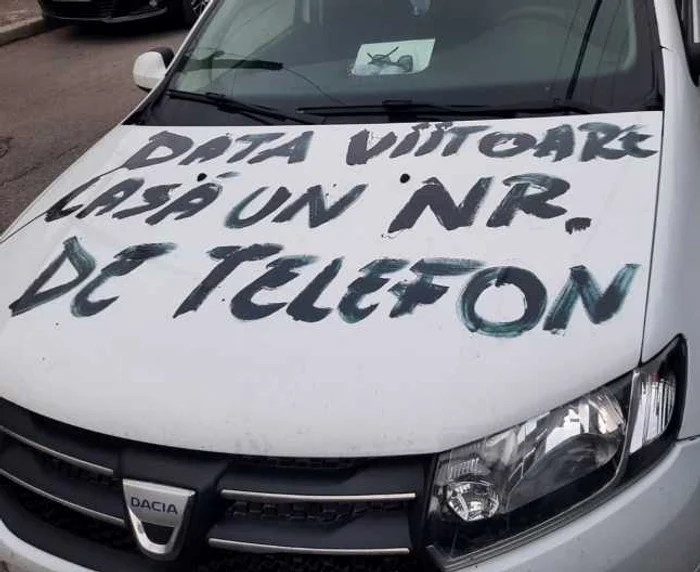 Foto Cluj. Mașina distrusă