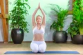 Giulia Nahmany face yoga de mai bine de 6 ani jpeg