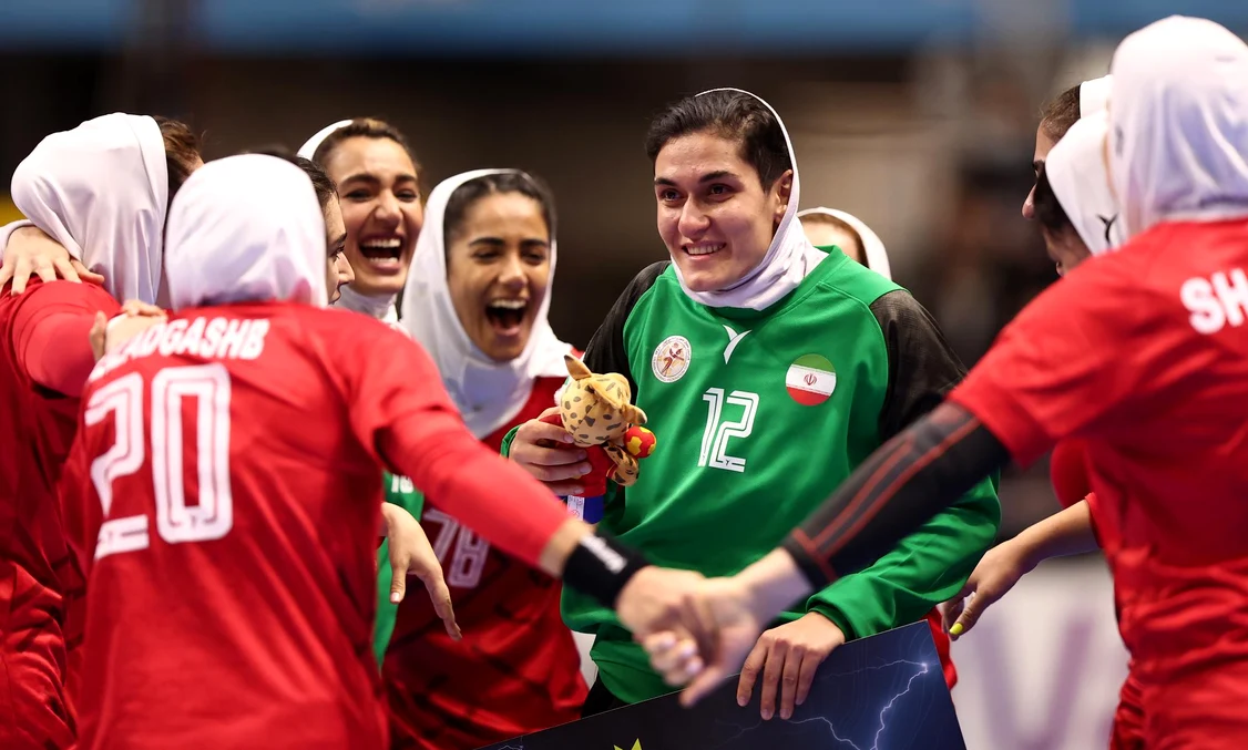 Portărița Iranului, Fatemeh Khalili, joacă în România, la CSMS Iași