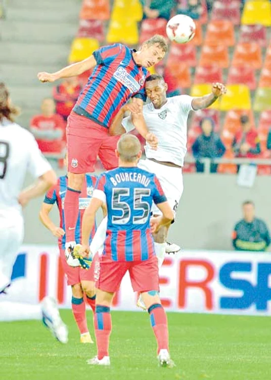 Doar 5.000 de fani au venit la meciul Stelei, cea mai mică audienţă de când campioana joacă pe Arena Naţională