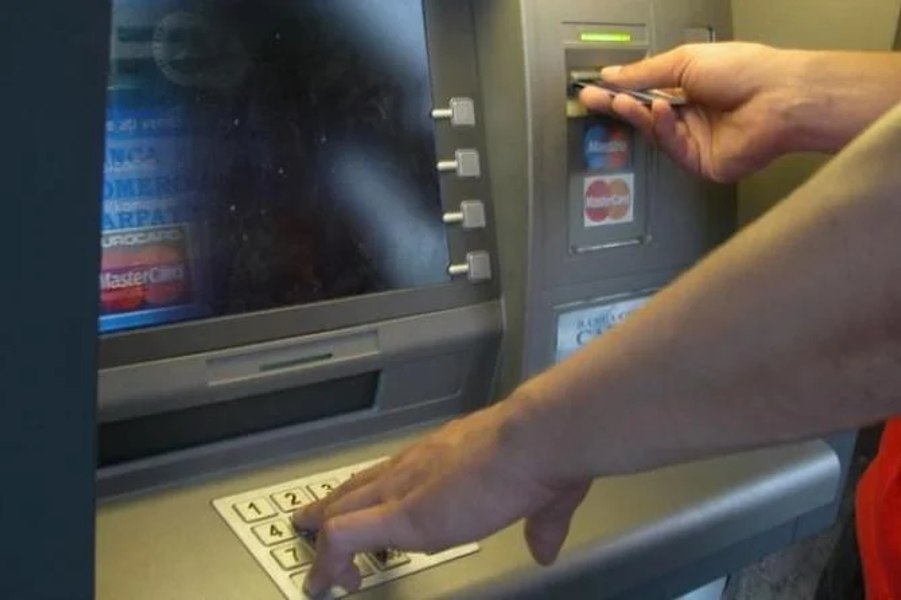Semnal de alarmă! Zeci și zeci de fraude cu credite bancare în fiecare lună